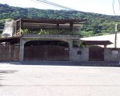 Casa com 3 dormitórios - Santo Aleixo - 